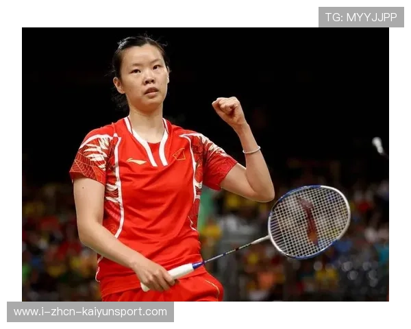 东京奥运会羽毛球赛场，李雪芮摘得女子单打金牌