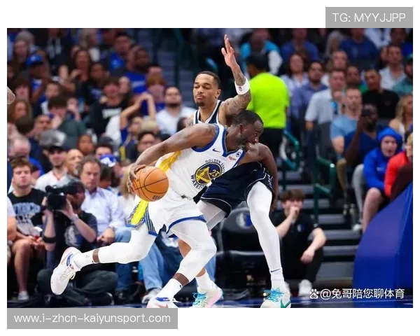 勇士外线连续爆发成为比赛焦点