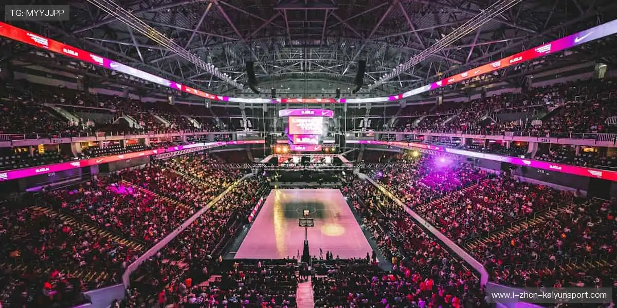 篮筐之下，书写属于你的传奇！🏀✨